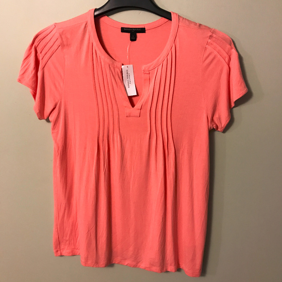 Banana Republic Factory Tops - NWT Banana Republic Size Small Short Sleeve Top